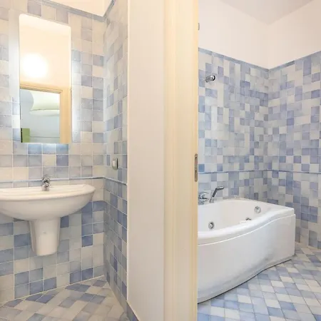 Pentalocale Corso Italia 27 Piano Terra Con Spazio Esterno Holiday home Gallipoli