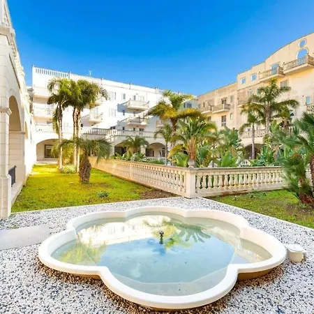 Pentalocale Corso Italia 27 Piano Terra Con Spazio Esterno Holiday home *